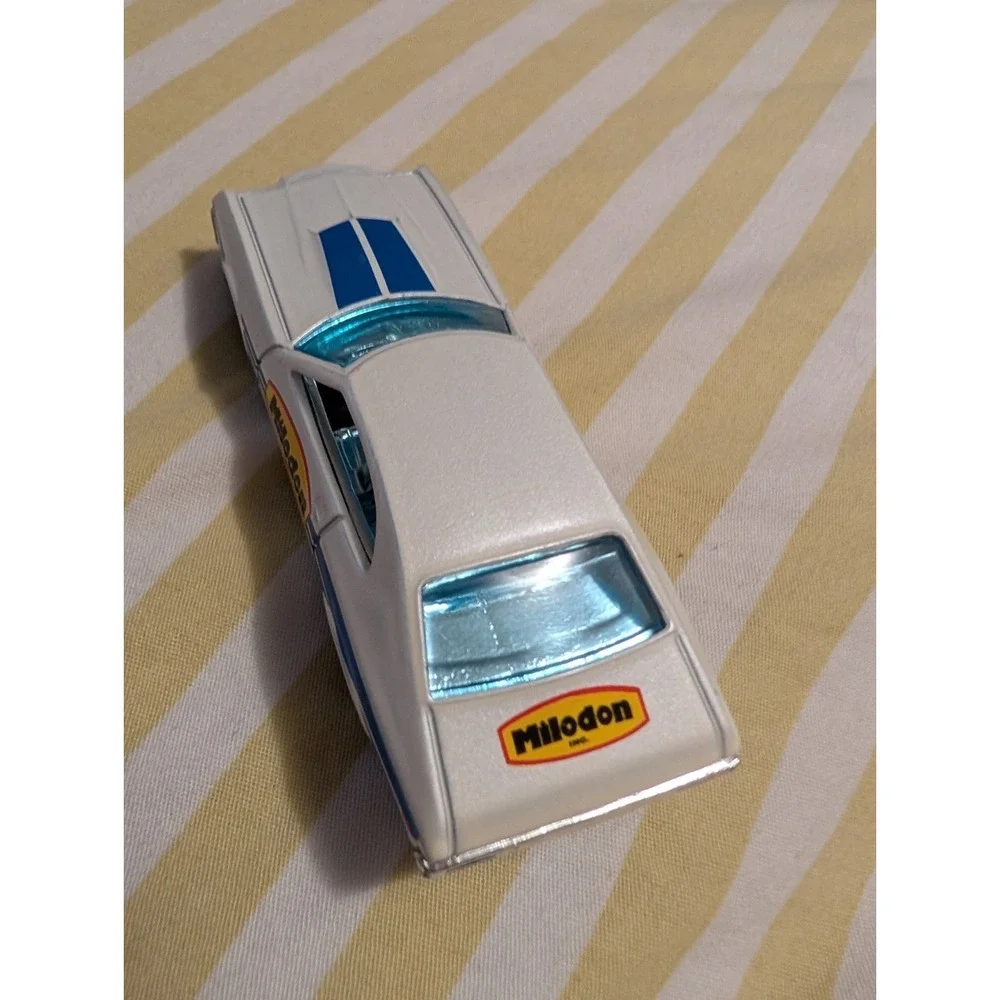 Hot Wheels Mattel 72 Ford Gran Torino Sport Milodon Inc White 1:64 Die Cast